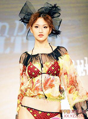 ��ȦŮ�������⴩PK�����Ը�