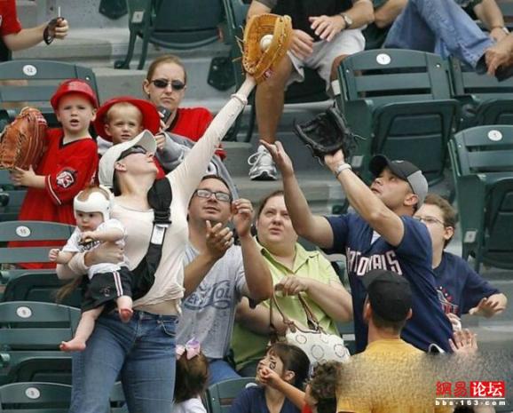 �̵㿴����Լ�е�ţ��ţͼ ��ЦͼƬ