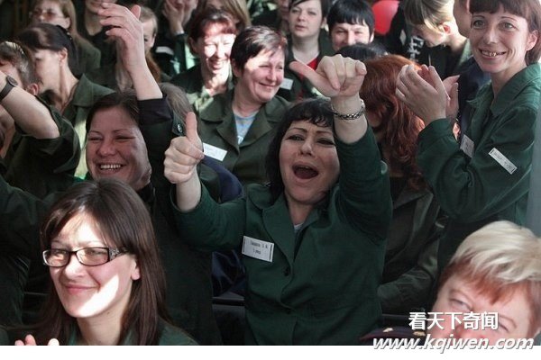 �������Ů�Ӽ���ѡ��ʵ¼